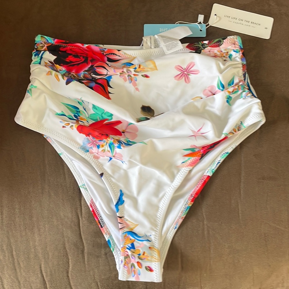 Swimsuit bottoms
